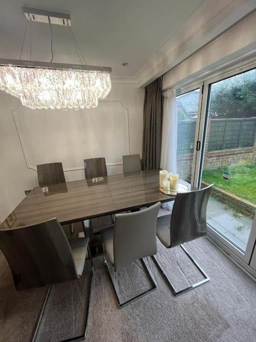 Holiday home Lovely 3 Bedroom House In . *
